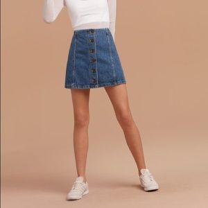 Aritzia Wilfred Free Ahrens Skirt